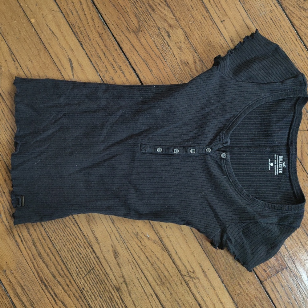 XS Black Hollister T-shirt